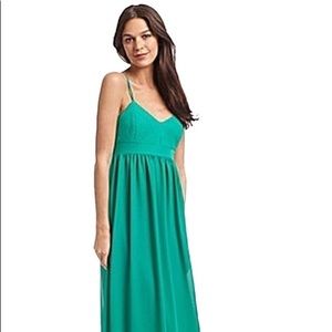 Green Sleeveless Cross-Back Maxi Dress